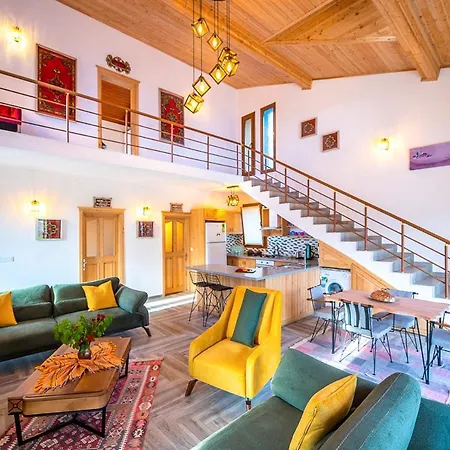 Villa Sleeps 6 With Pool And Air Con *